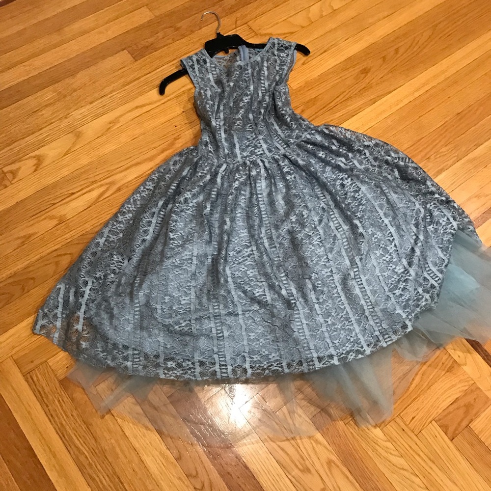 Eva Franco beautiful party dress